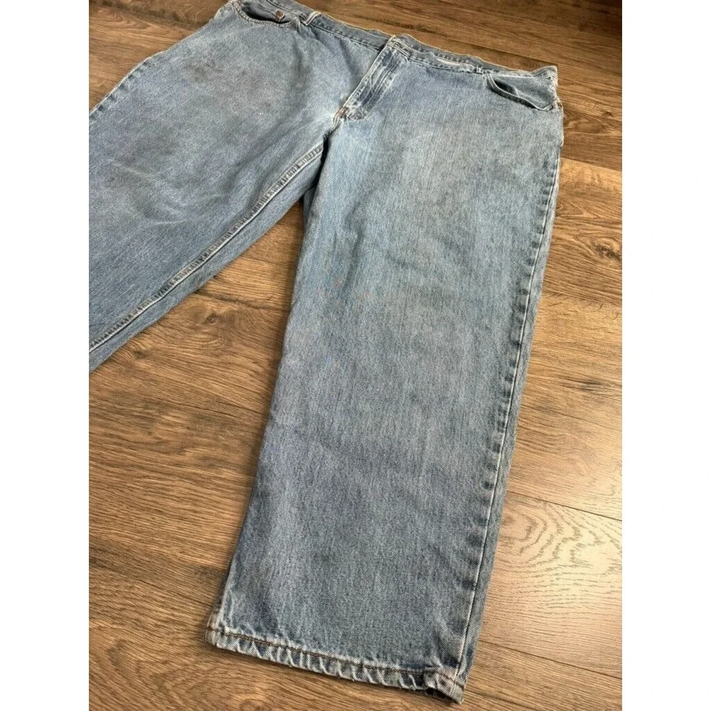 Mens Levi's jeans 560 size 54x30 (28.5 inseam)